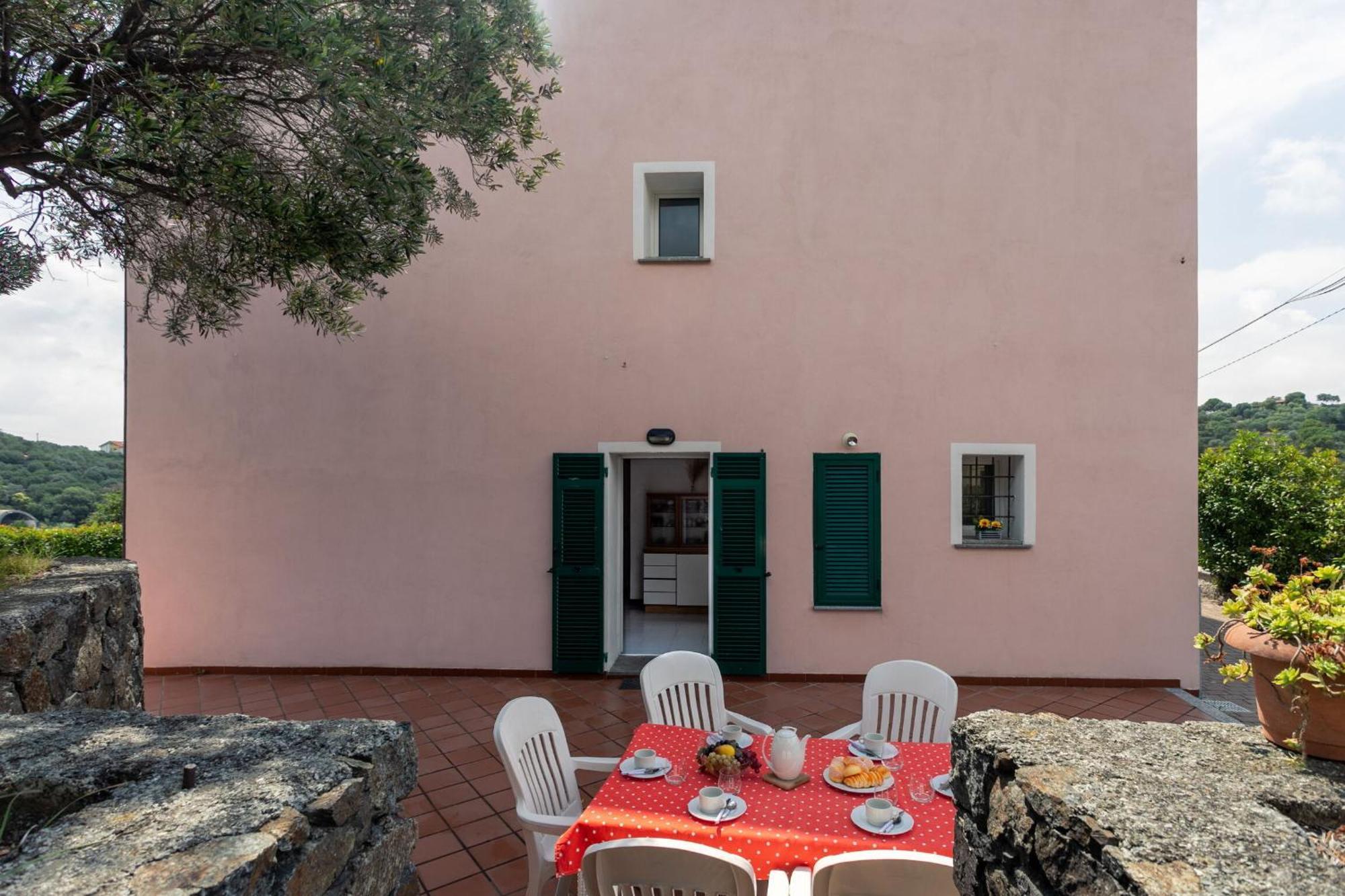 Villa Zafferano Suites Celle Ligure Exterior photo