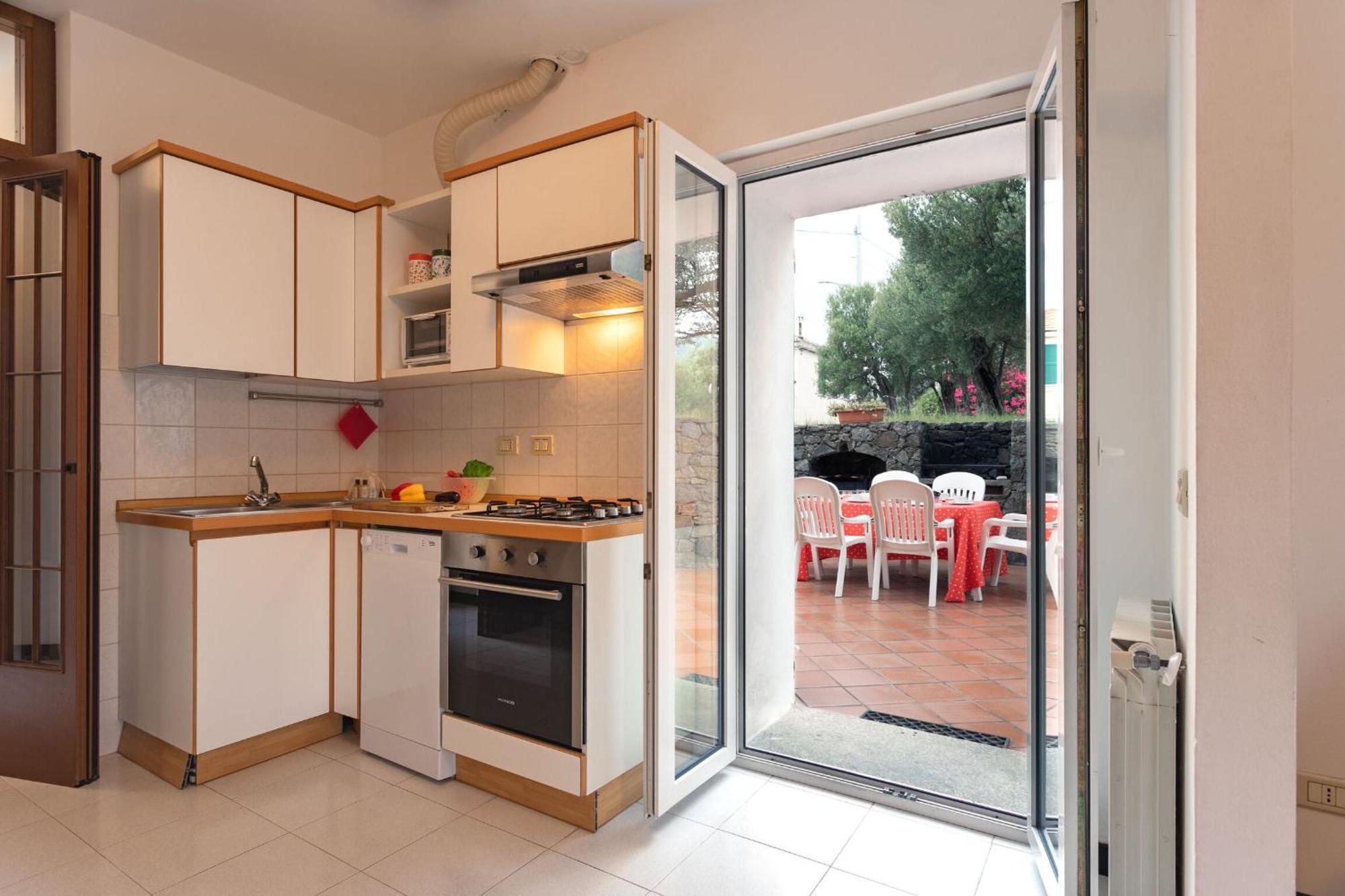 Villa Zafferano Suites Celle Ligure Exterior photo